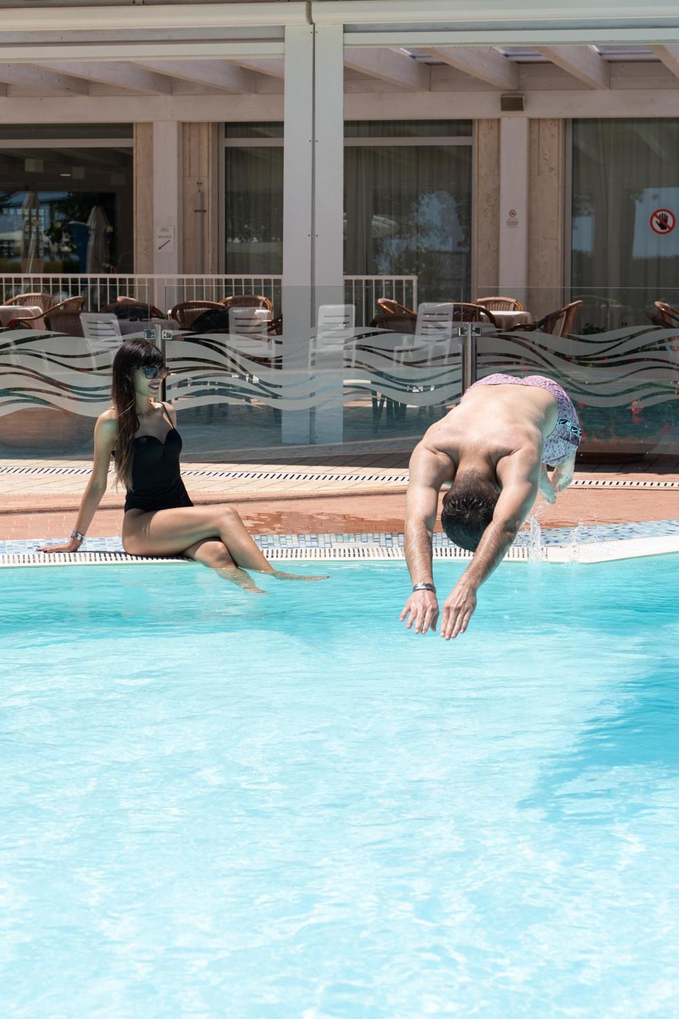Hermitage Hotel ซิลวี มารีน่า ภายนอก รูปภาพ